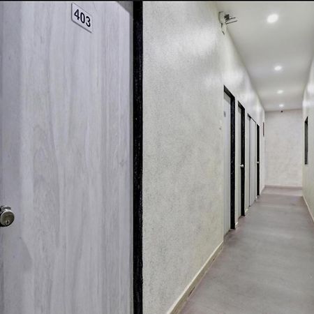 Hotel Unicorn, สุรัต ภายนอก รูปภาพ